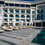 Hotel Chamada And Casino