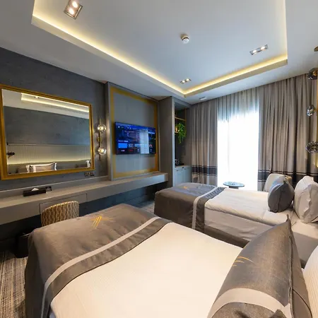 Hotel Chamada And Casino